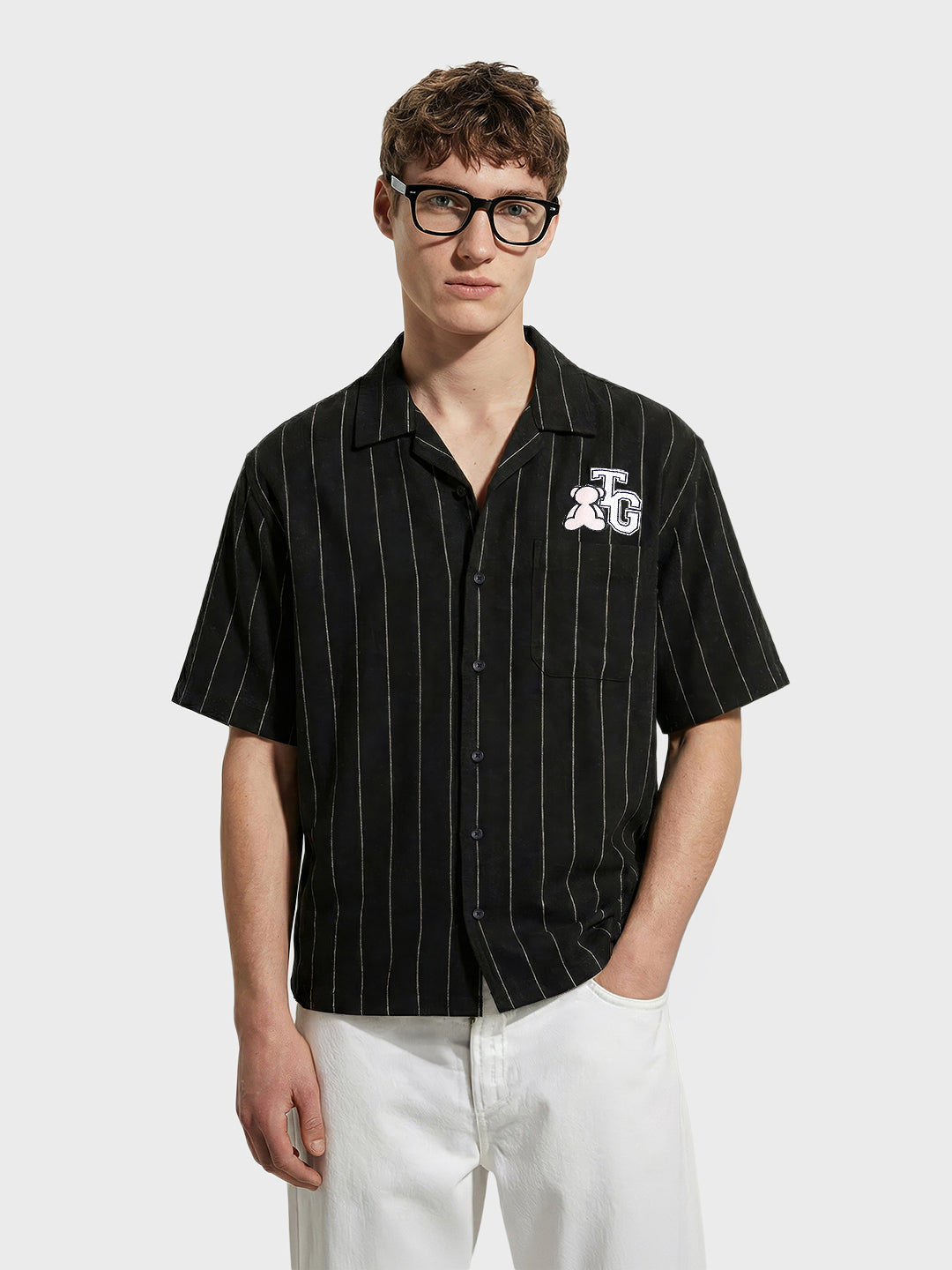 Men's Black Boxy Fit Striped Casual Shirt