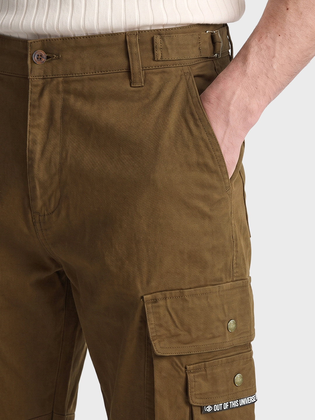 Men's Brown Relaxed Straight Fit Solid Utility Cargo