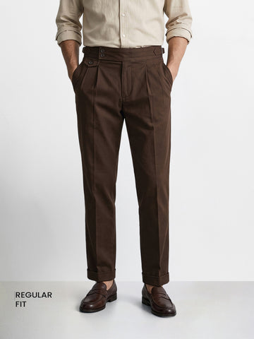 Men's Khaki Slim Fit Solid Casual Trousers