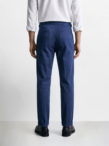 Men's Navy Blue Slim Fit Solid Casual Trousers