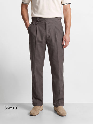 Men's Grey Slim Fit Solid Resort Wear Trouser