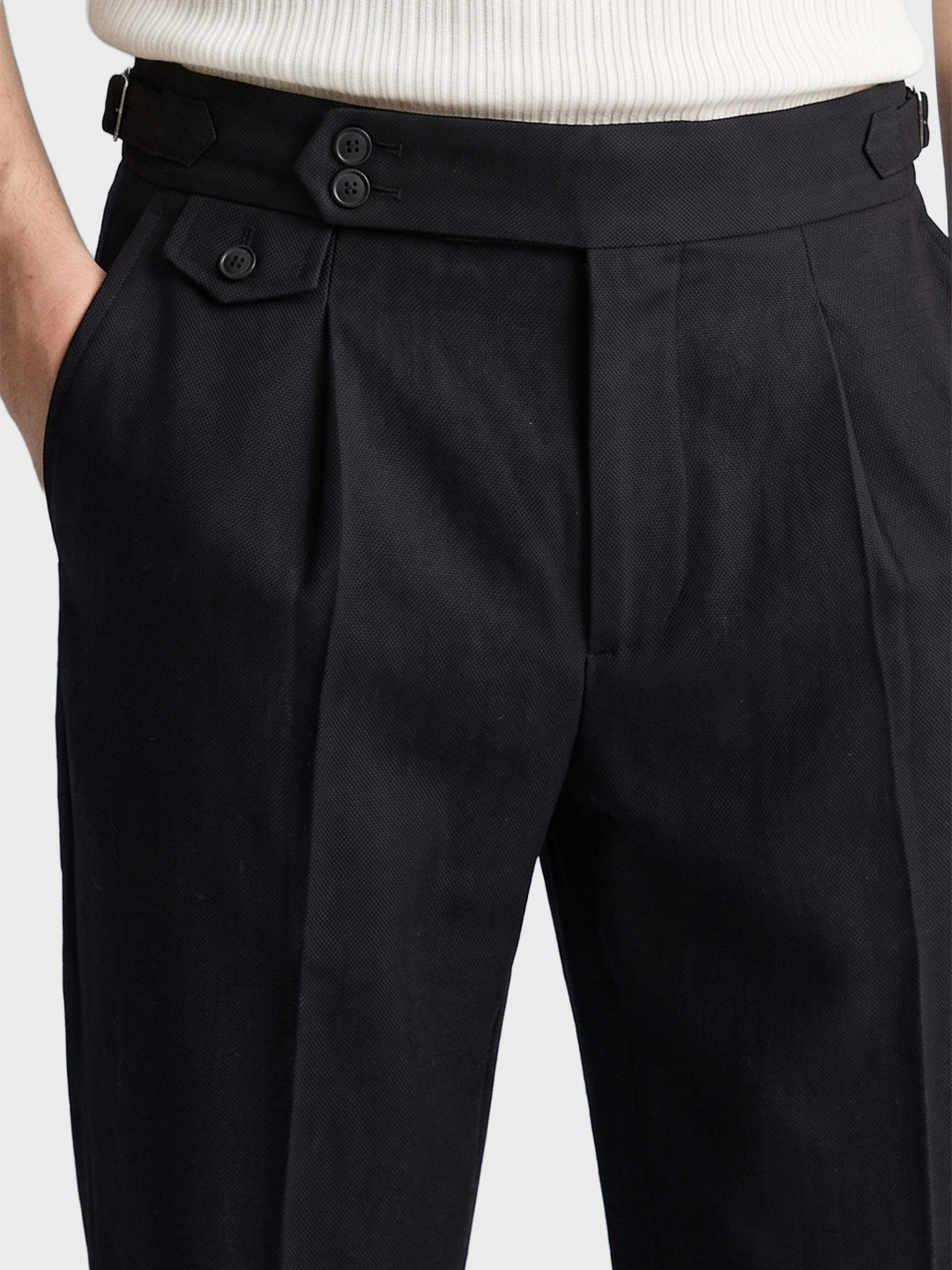 Men's Black Slim Fit Solid Resort Wear Trousers