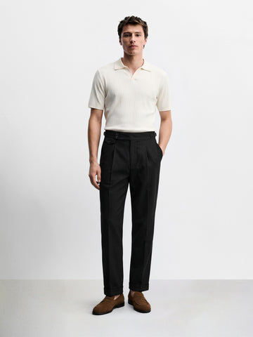 Men's Black Slim Fit Solid Resort Wear Trousers
