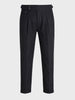 Men's Black Slim Fit Solid Resort Wear Trousers