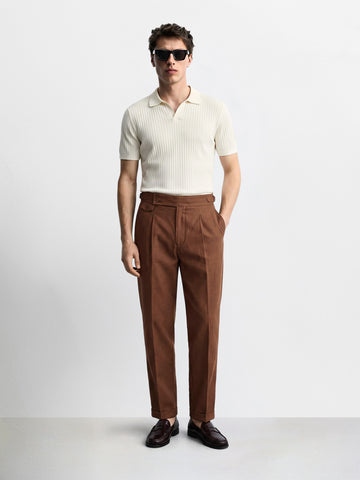 Men's Brown Slim Fit Solid Resort Wear Trousers
