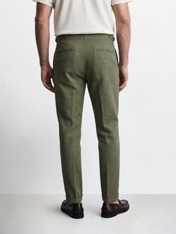 Men's Olive Slim Fit Solid Resort Wear Trousers