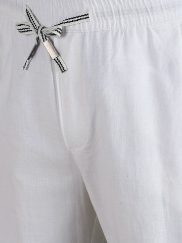 Men's White Regular Fit Solid Resort Wear Joggers