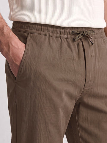 Men's Khaki Regular Fit Solid Resort Wear Joggers