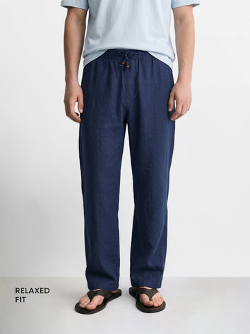 Men's Navy Relaxed Fit Solid Resort Wear Trousers