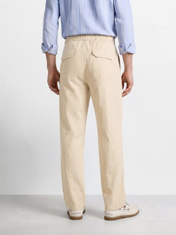 Men's Beige Relaxed Fit Solid Resort Wear Trousers