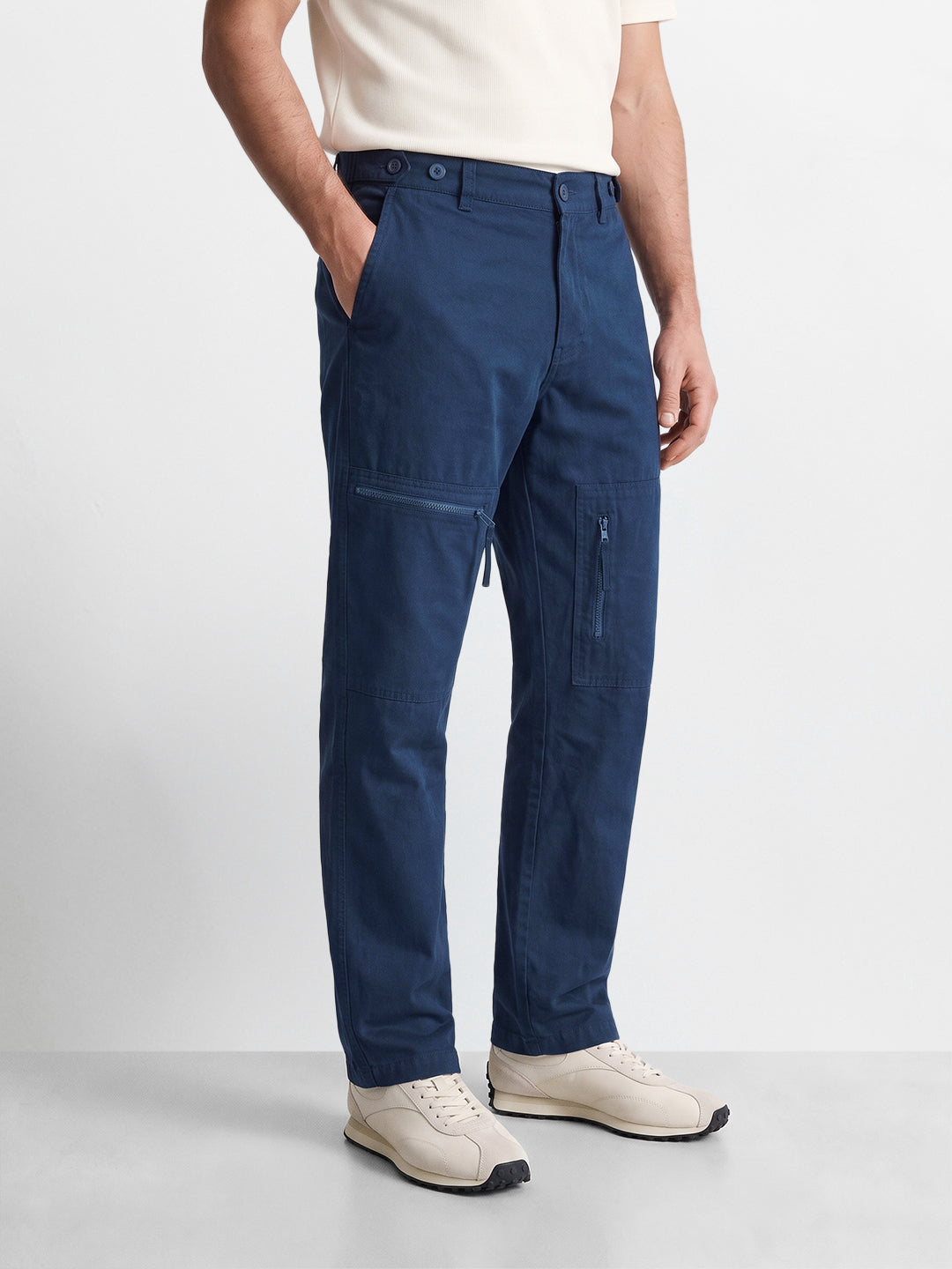 Men's Navy Blue Relaxed Fit Solid Utility Cargos