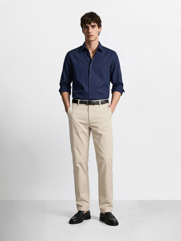 Men's White Regular Fit Solid Casual Chinos