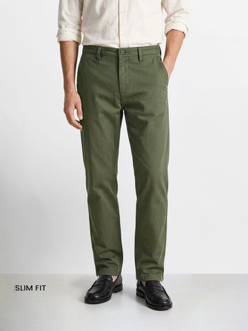 Men's Olive Regular Fit Solid Casual Chinos