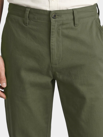 Men's Olive Regular Fit Solid Casual Chinos