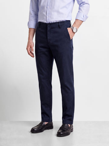 Men's Navy Blue Regular Fit Solid Casual Chinos
