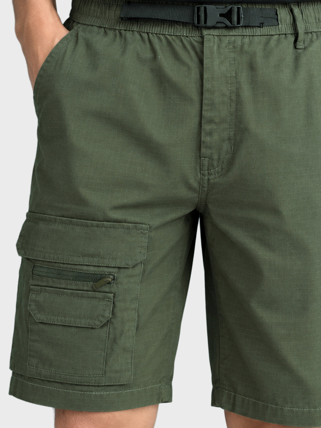 Men's Green Relaxed Fit Solid Utility Cargo Shorts