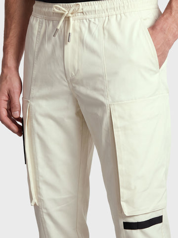Men's Off White Relaxed Fit Solid Utility Cargo