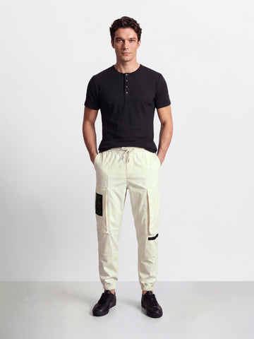 Men's Off White Relaxed Fit Solid Utility Cargo