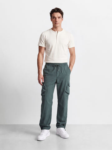 Men's Green Relaxed Fit Solid Utility Cargo