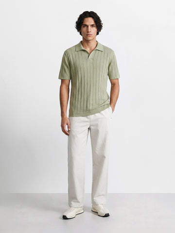 Men's Off White Relaxed Fit Solid Casual Joggers