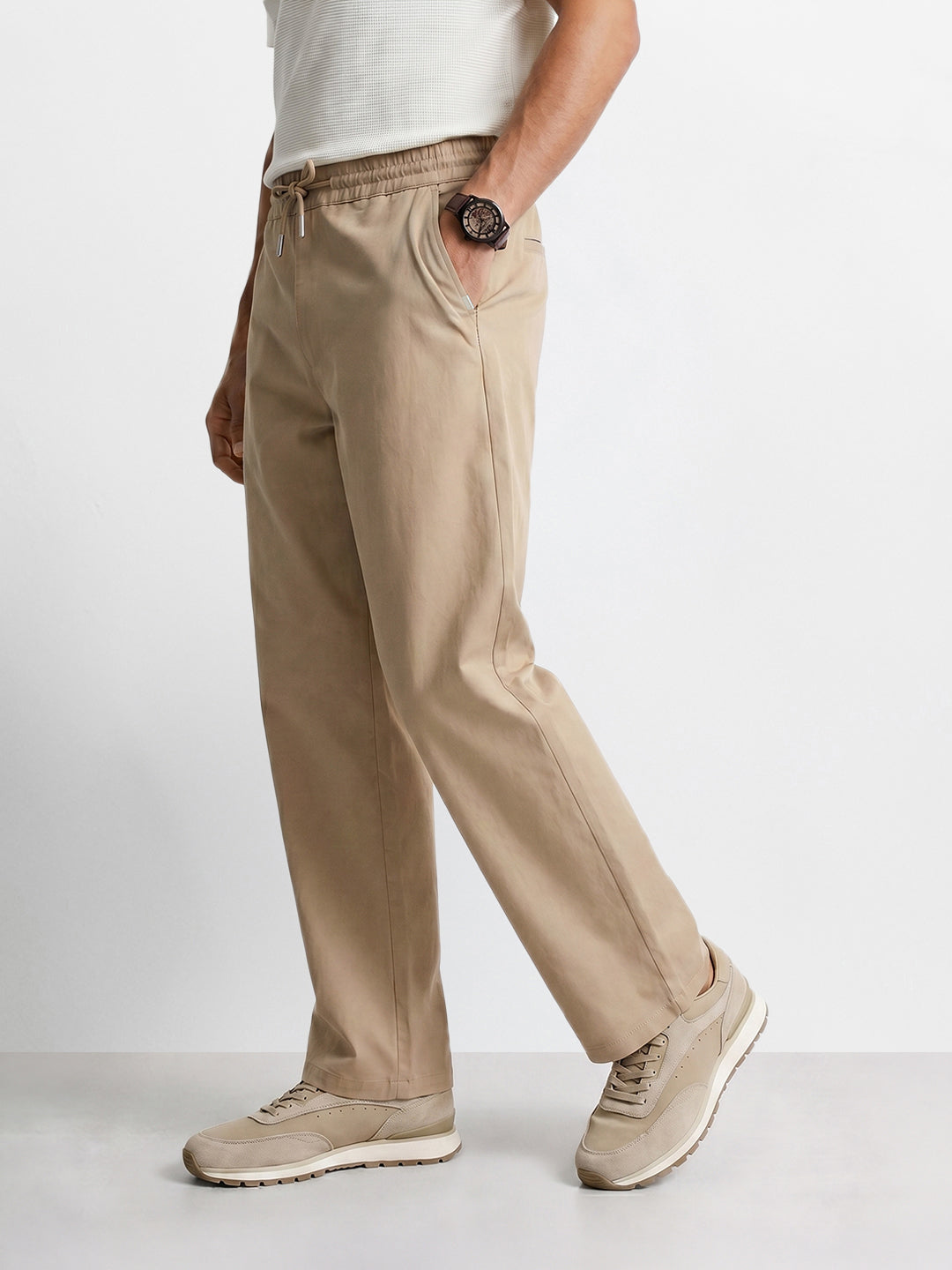 Men's Beige Relaxed Fit Solid Casual Jogger