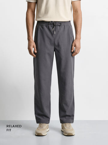 Men's Grey Relaxed Fit Solid Casual Jogger