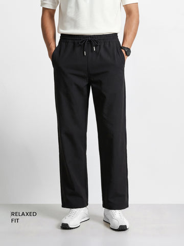 Men's Black Relaxed Fit Solid Casual Jogger