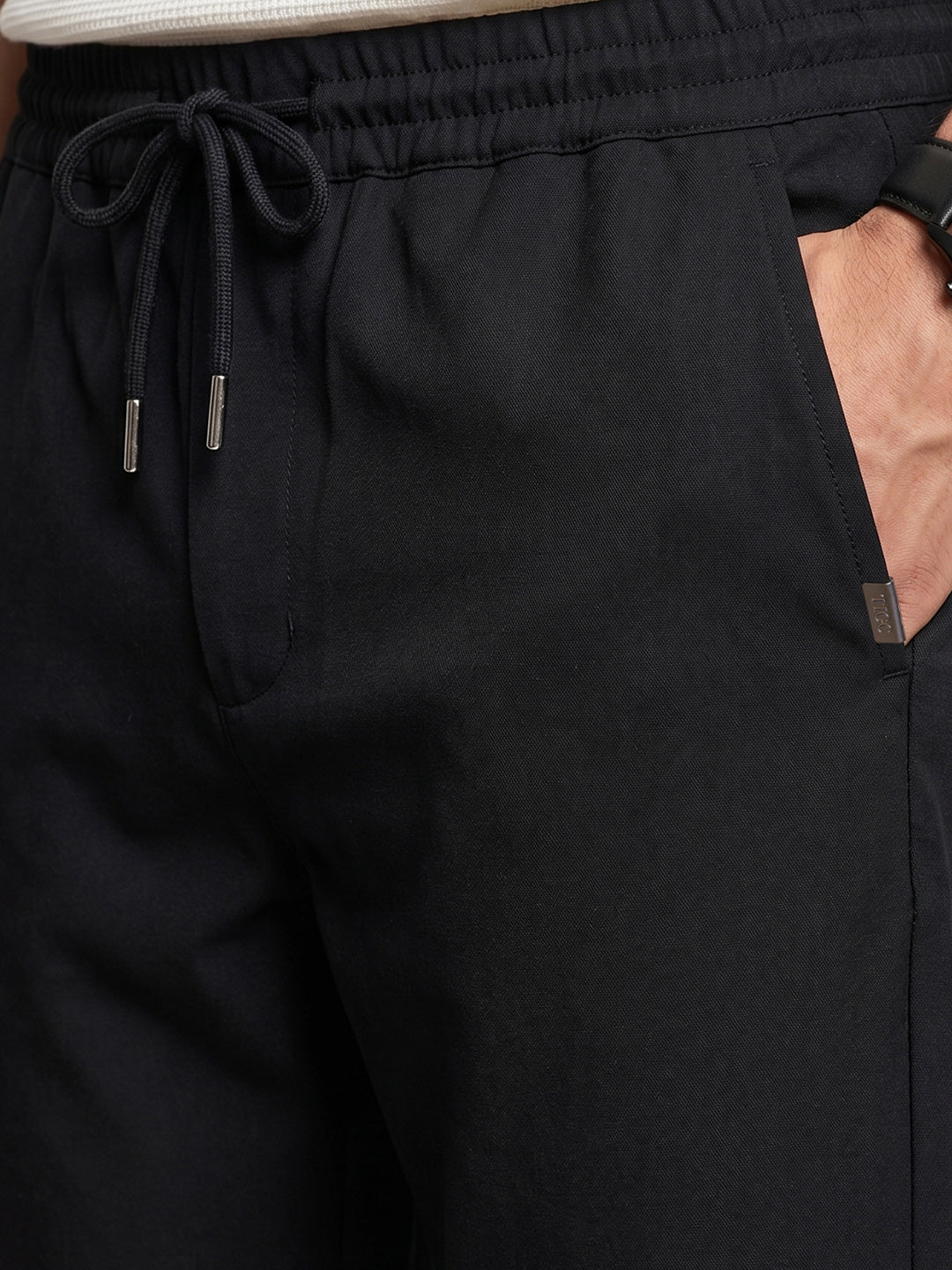 Men's Black Relaxed Fit Solid Casual Jogger