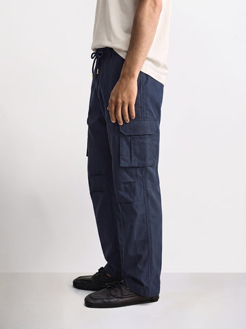 Men's Navy Blue Relaxed Fit Solid Utility Cargos