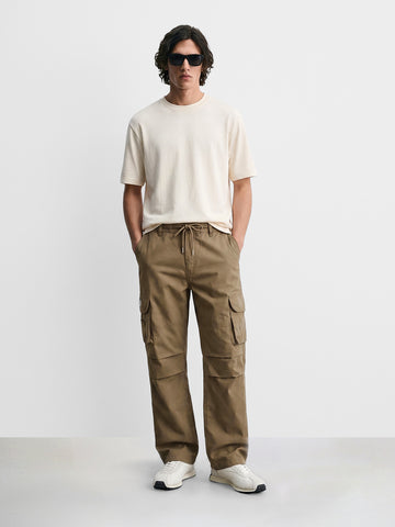 Men's Khaki Relaxed Fit Solid Utility Cargos