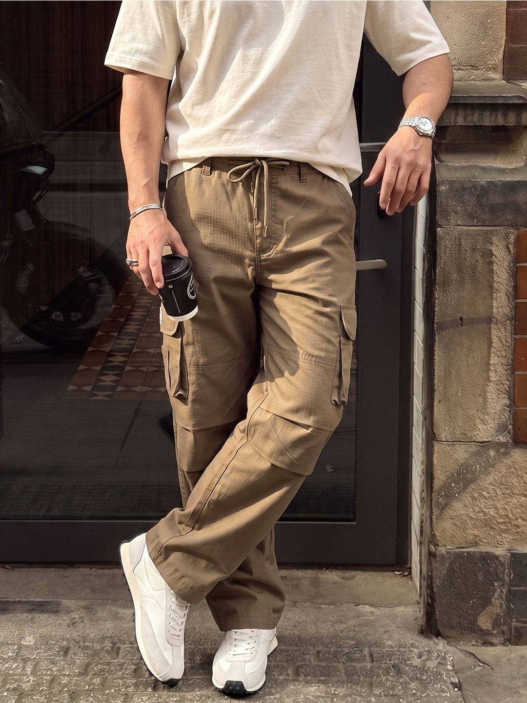 Men's Khaki Relaxed Fit Solid Utility Cargos