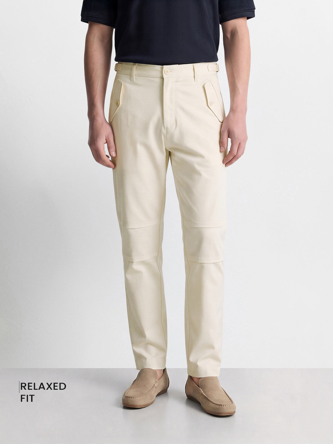 Men's Off White Relaxed Fit Solid Casual Trousers
