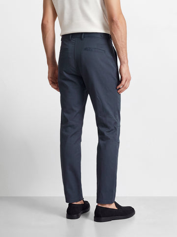Men's Grey Relaxed Fit Solid Casual Trousers