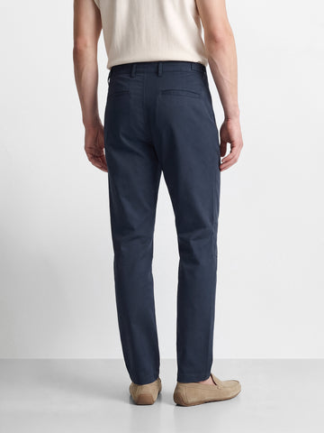 Men's Navy Blue Relaxed Fit Solid Casual Trousers