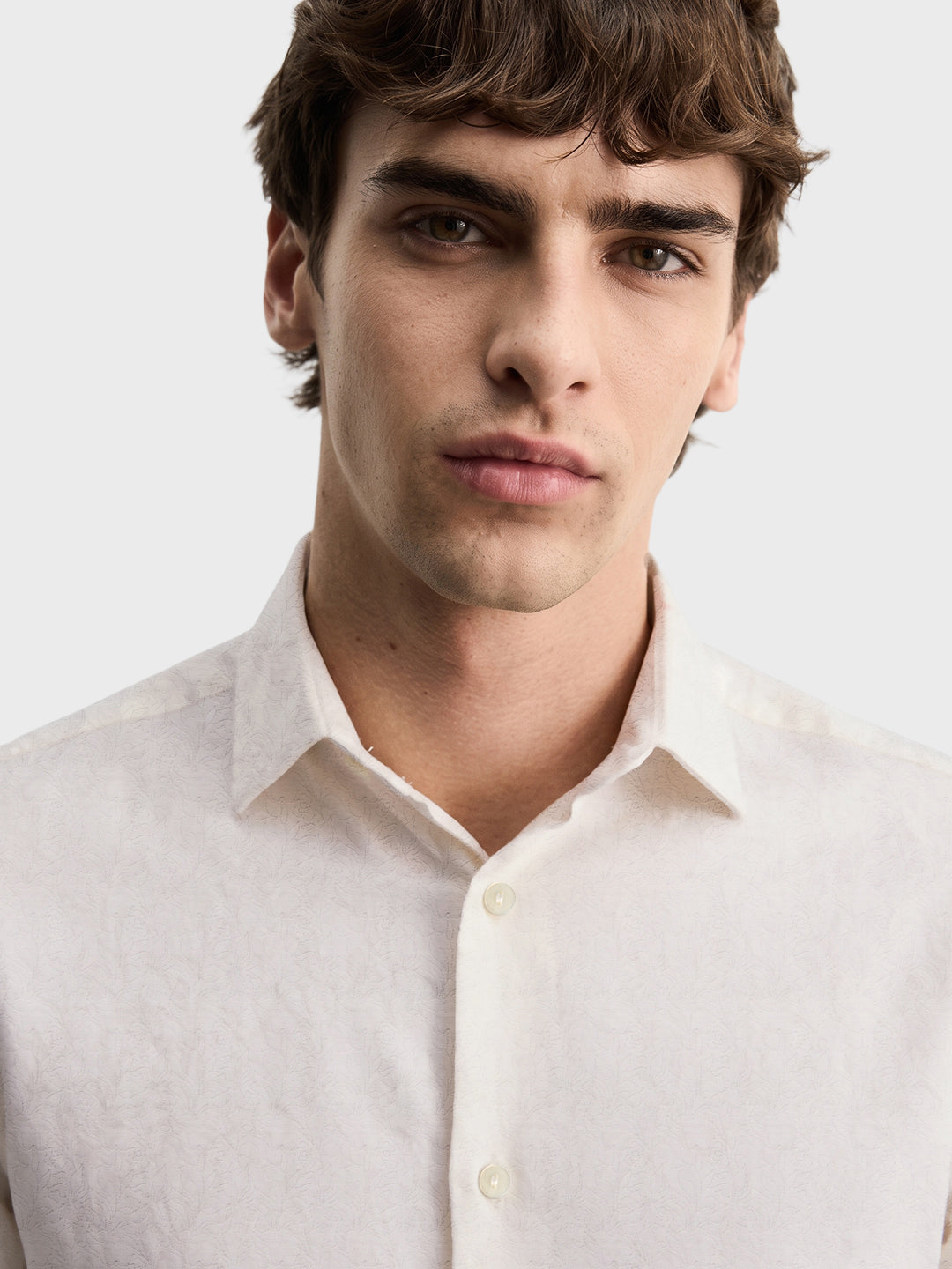 Men's Beige Slim Fit Solid Party Shirt