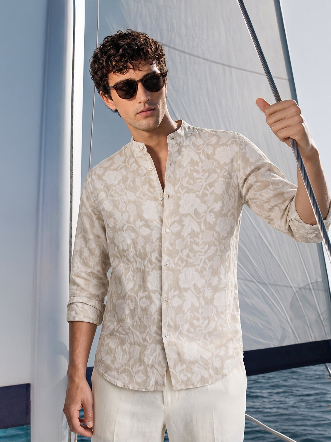 Men's Beige Regular Fit Printed Casual Shirt