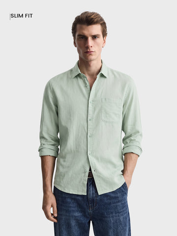 Men's Green Slim Fit Solid Casual Shirt