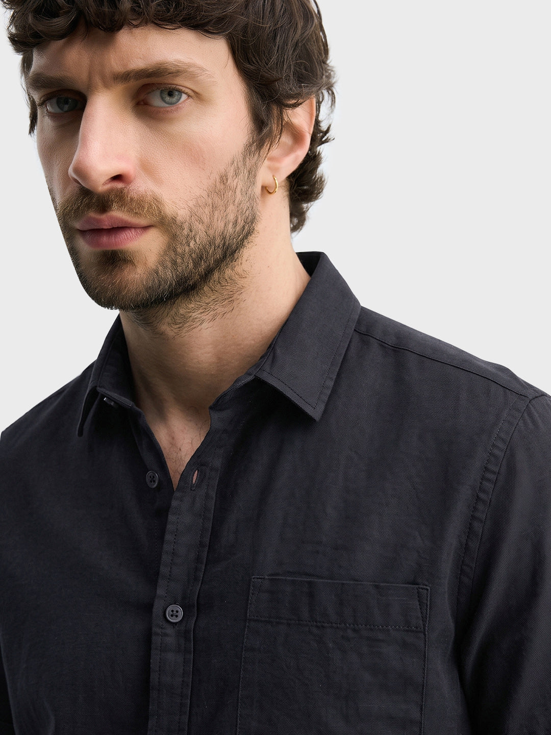 Men's Black Slim Fit Solid Casual Shirt