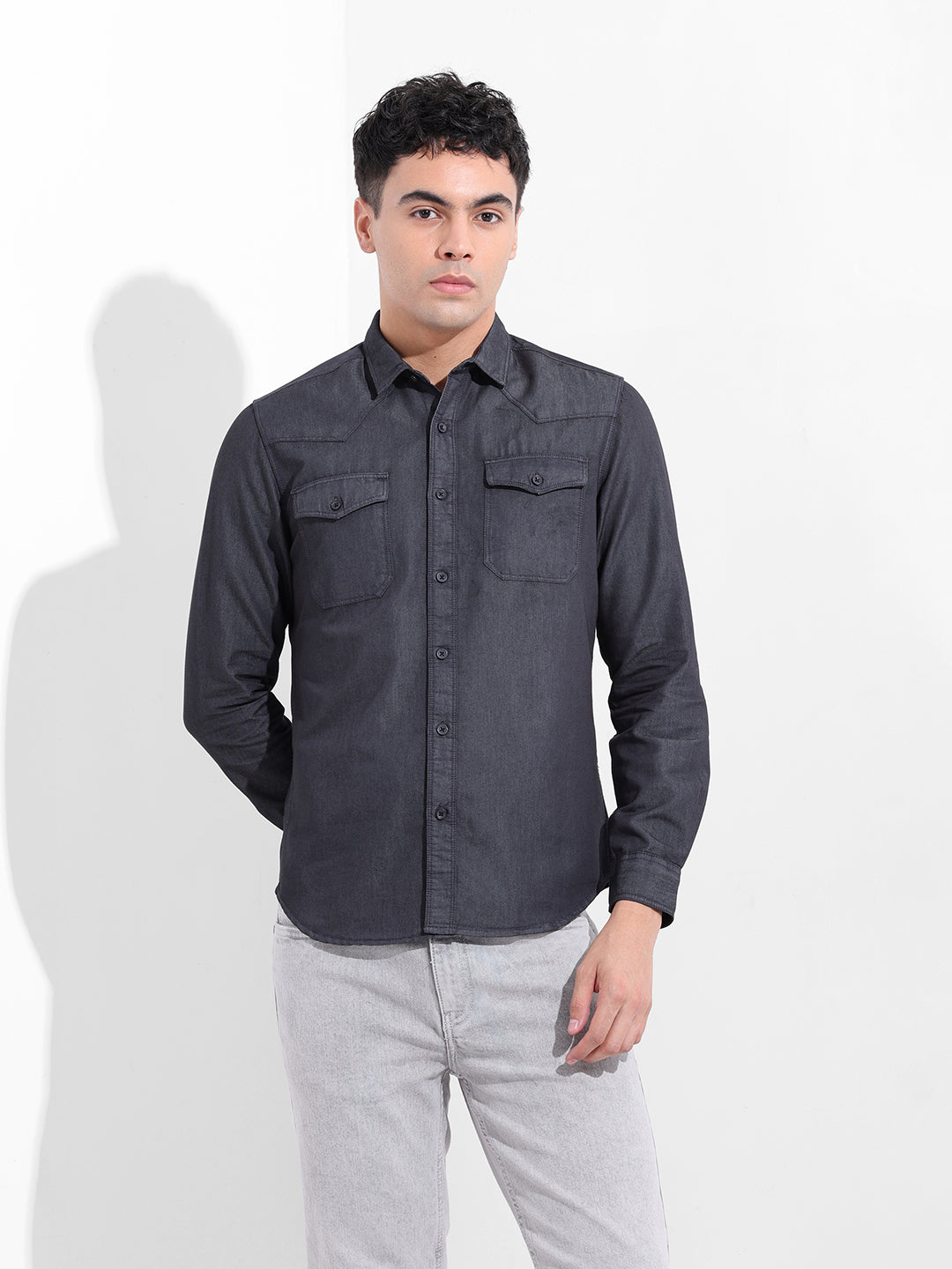 Men's Black Slim Fit Solid Casual Shirt