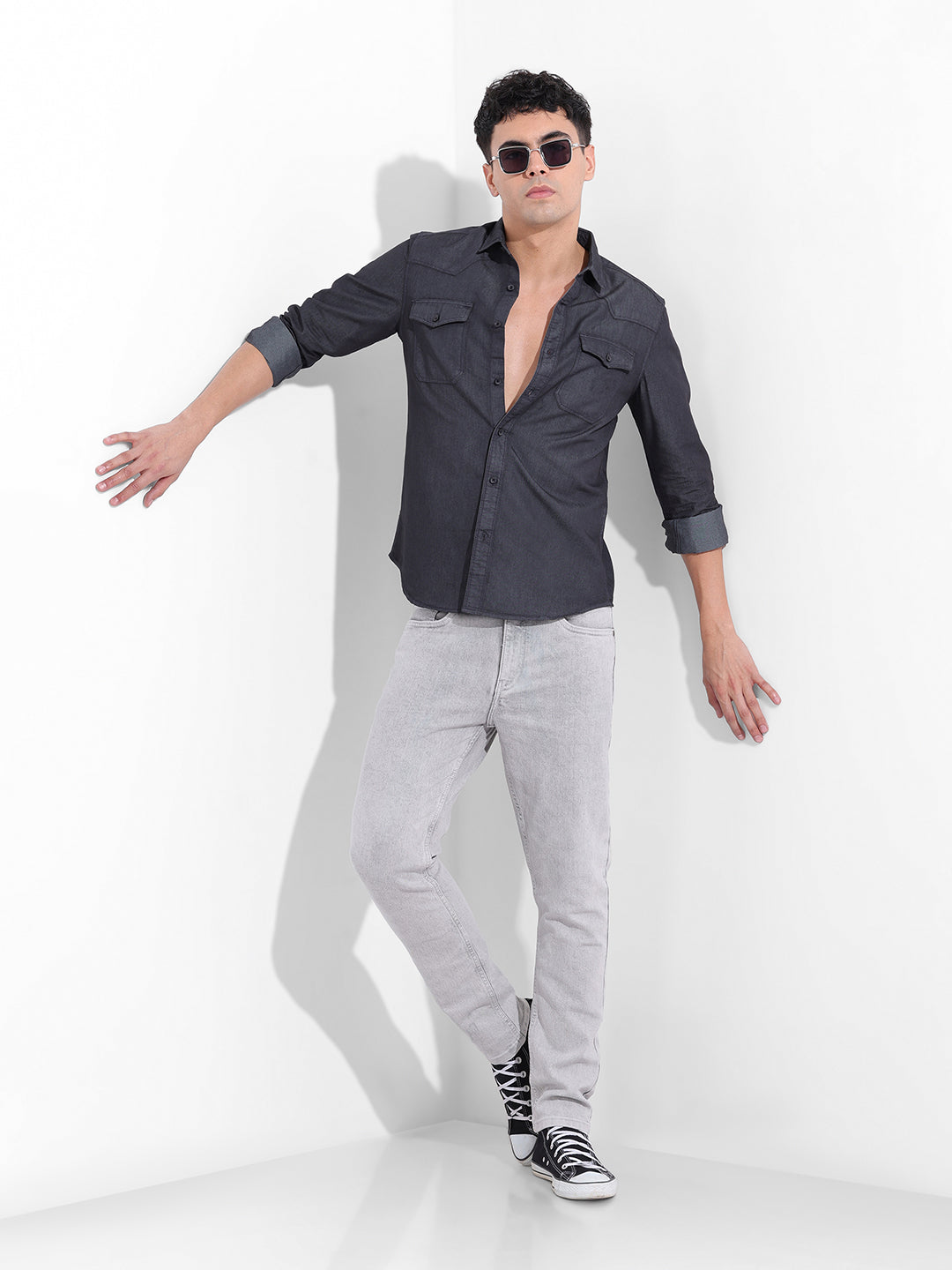 Men's Black Slim Fit Solid Casual Shirt