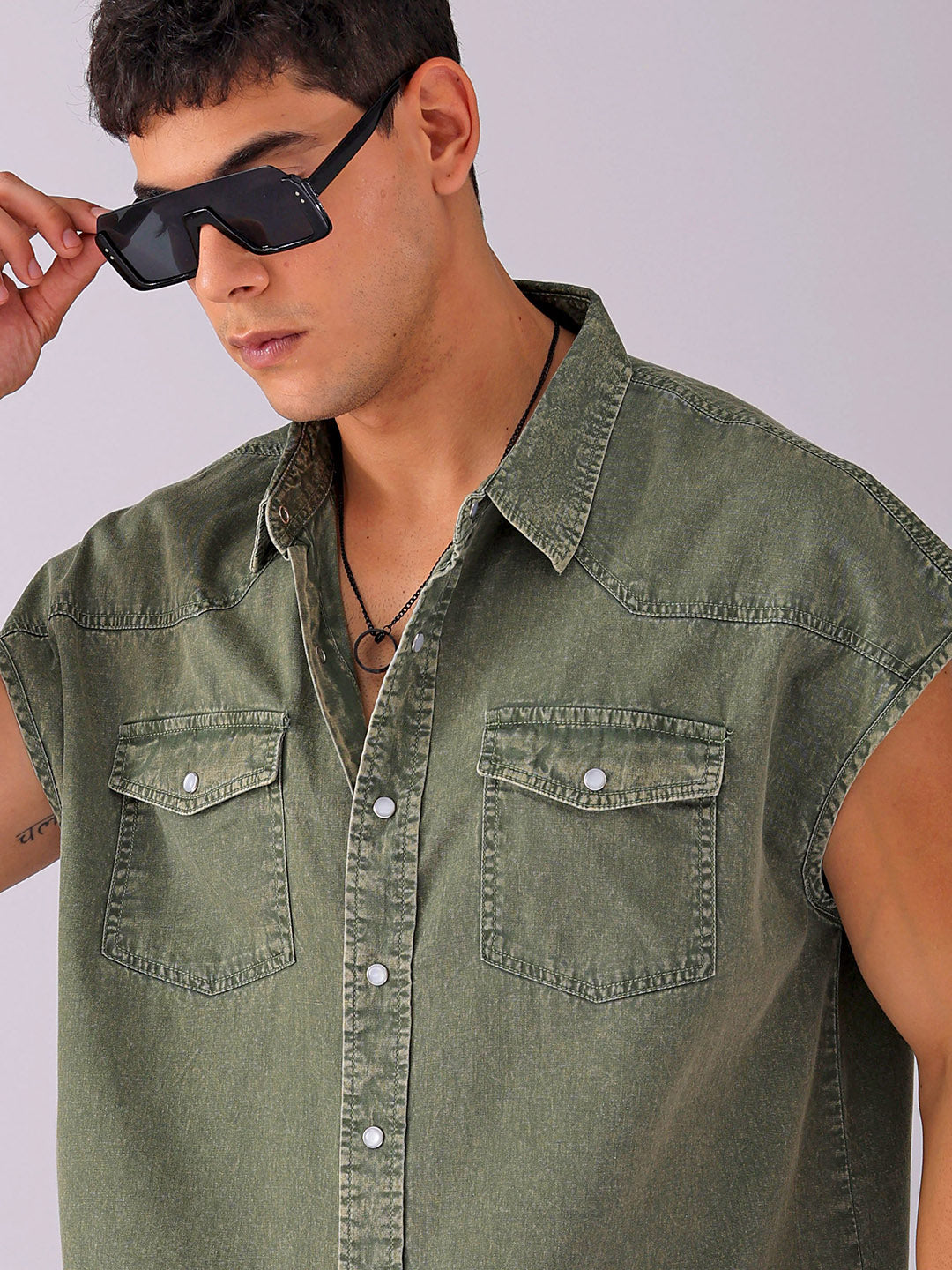 Shop Men's Solid Boxy Fit Streetwear Shirt Online.