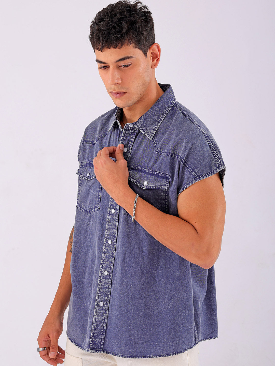 Shop Men's Solid Boxy Fit Streetwear Shirt Online.