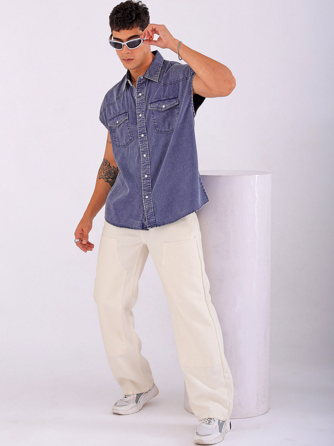 Shop Men's Solid Boxy Fit Streetwear Shirt Online.