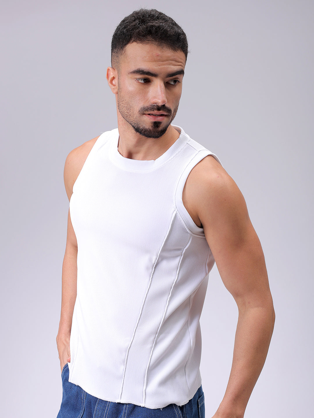 Men's White Slim Fit Textured Round Neck T-shirt