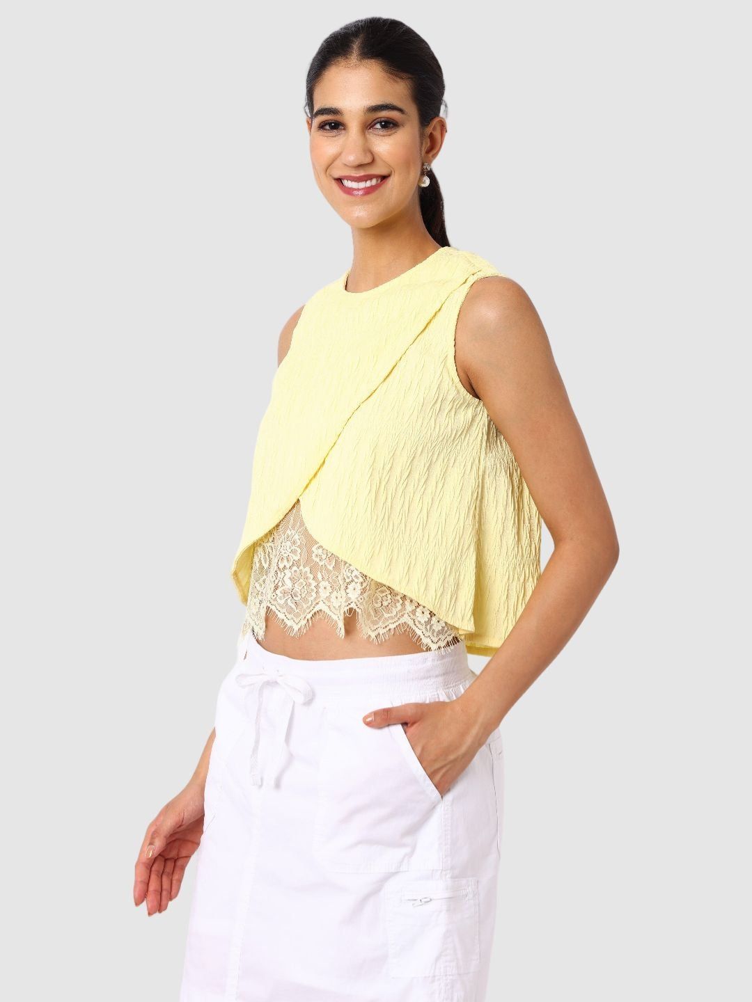 Women's Regular Fit Textured Crop Top