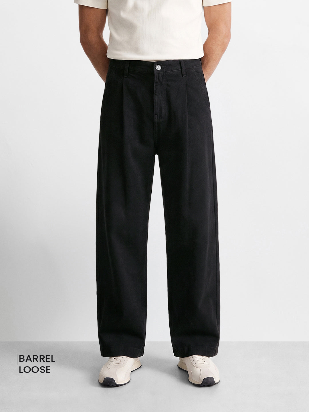 Men's Black Barrel Leg Fit Solid Retro Wear Jeans