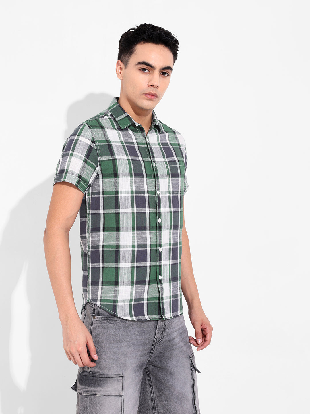Men's Green Slim Fit Checked Casual Shirt