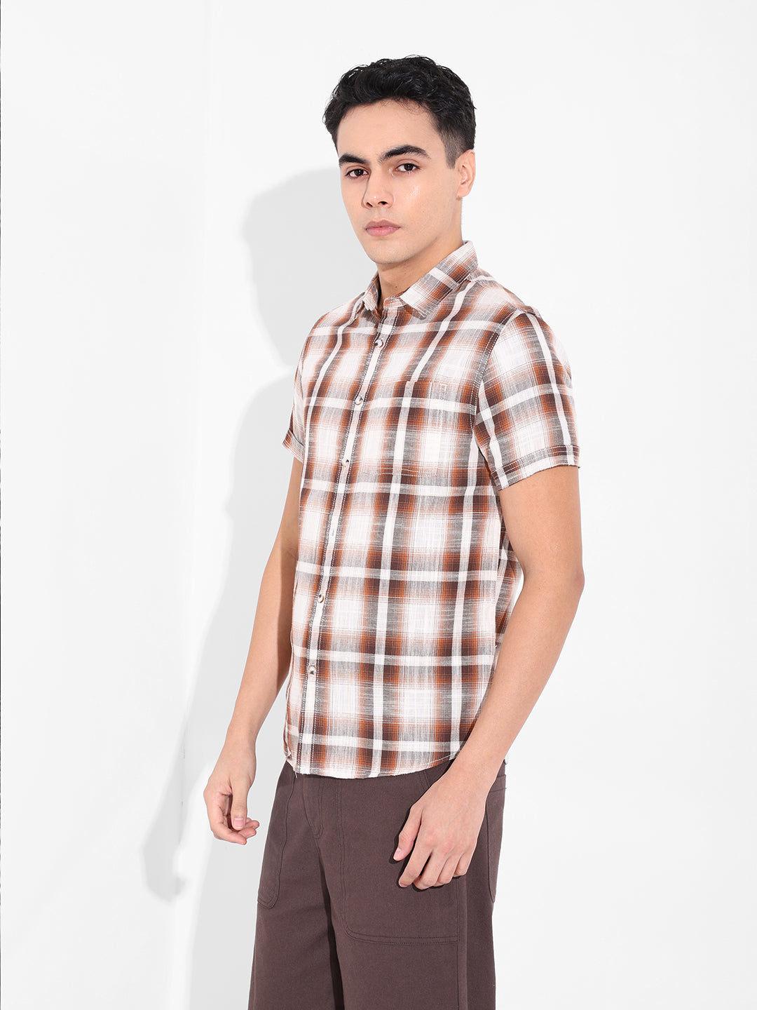 Men's Brown Slim Fit Checked Casual Shirt