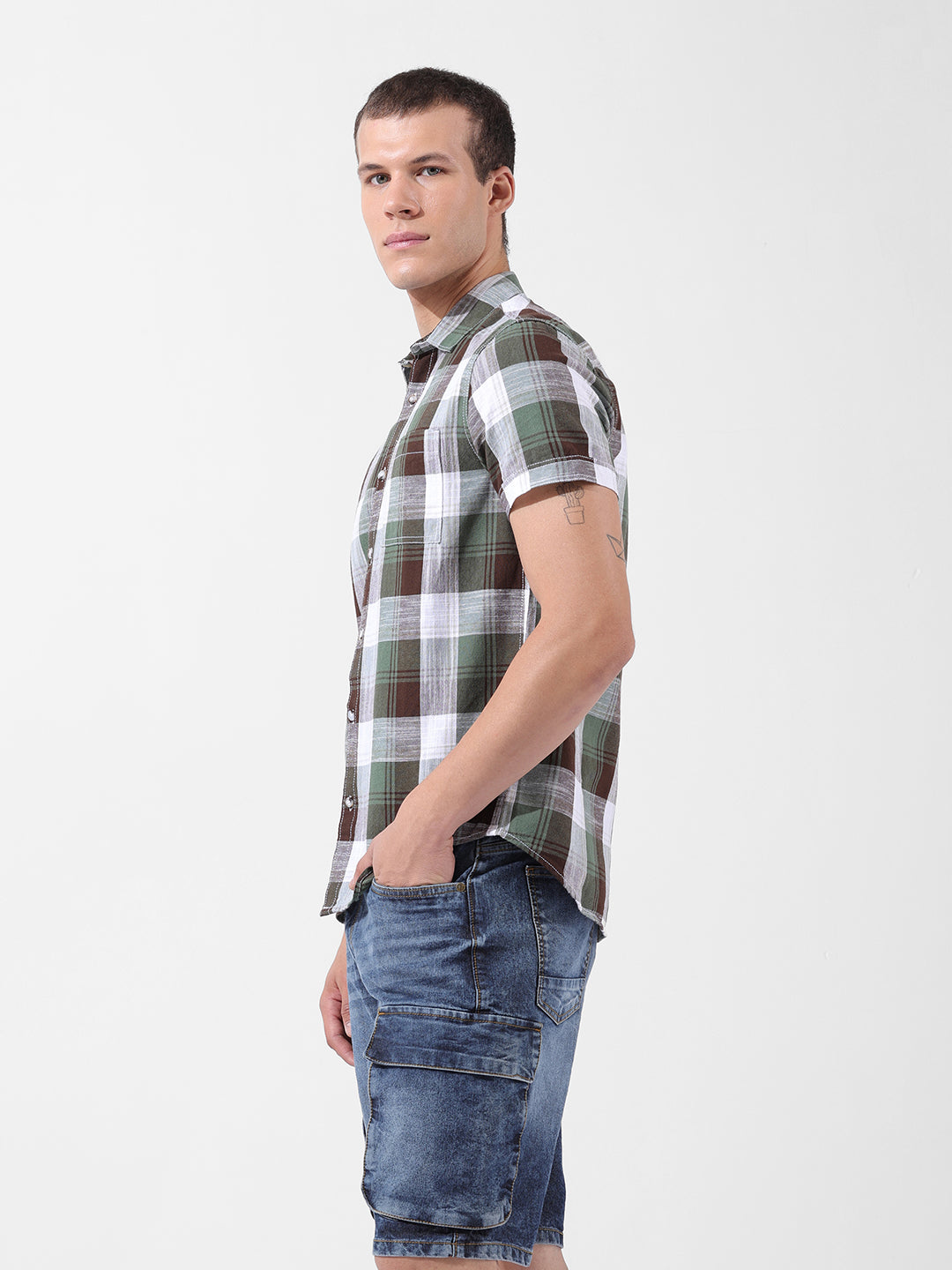 Men's Green Slim Fit Checked Casual Shirt