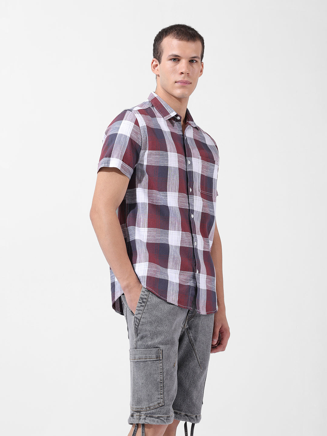 Men's Maroon Slim Fit Checked Casual Shirt